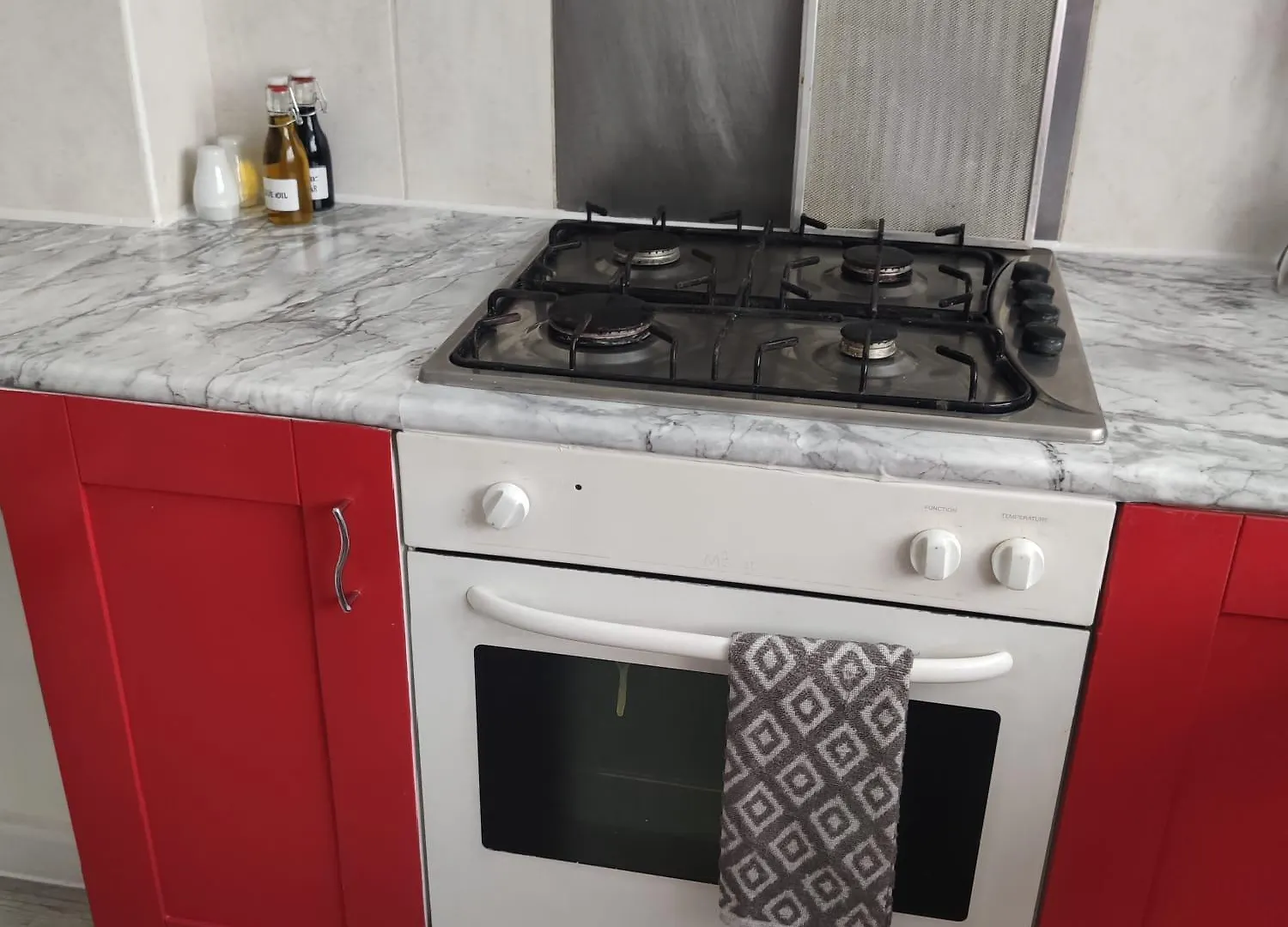 Captivating 3-Bed Apartment In Romford United Kingdom