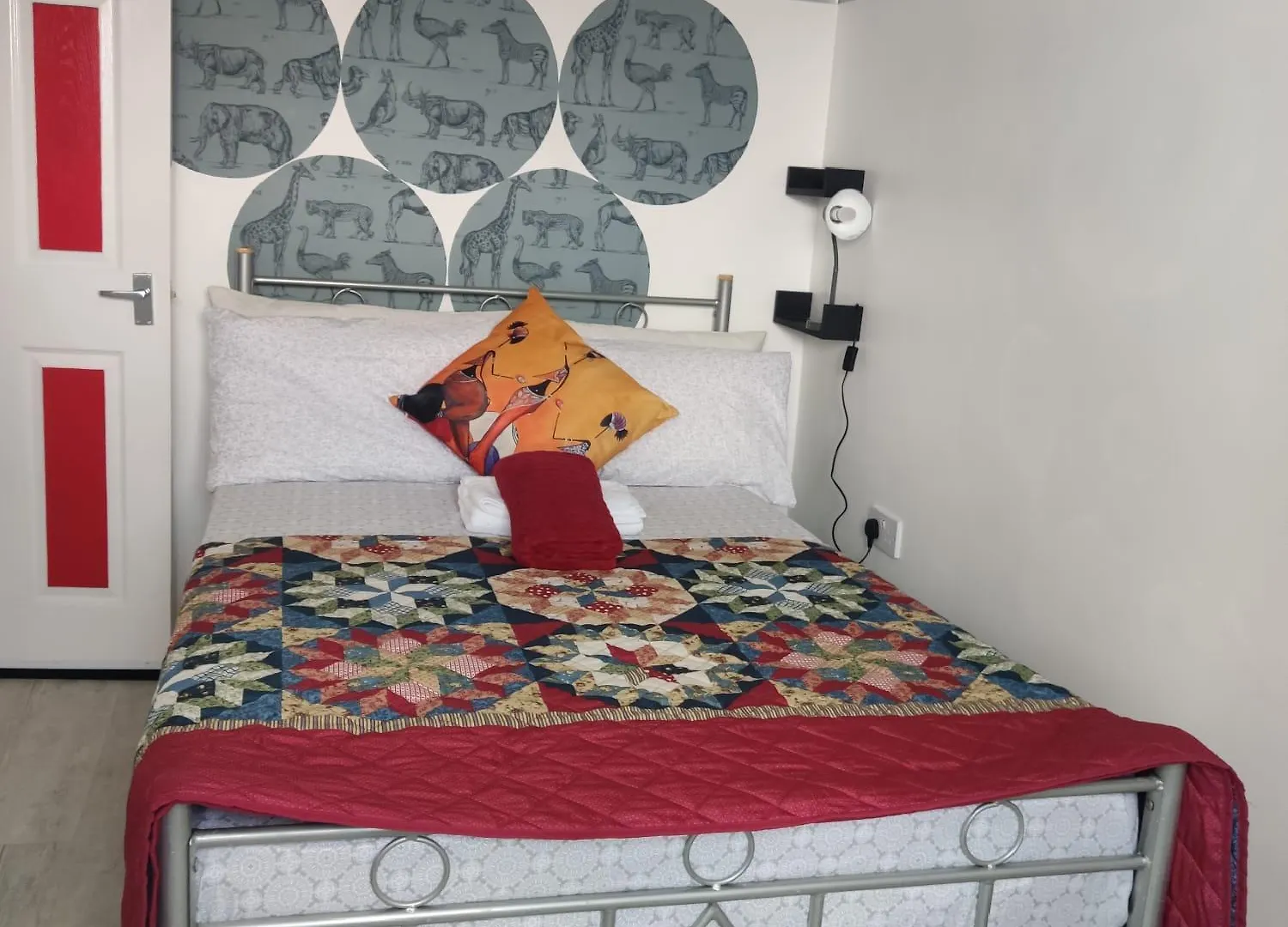 Captivating 3-Bed Apartment In Romford United Kingdom