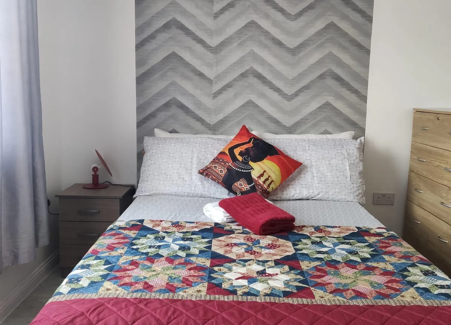 Captivating 3-Bed Apartment In Romford United Kingdom