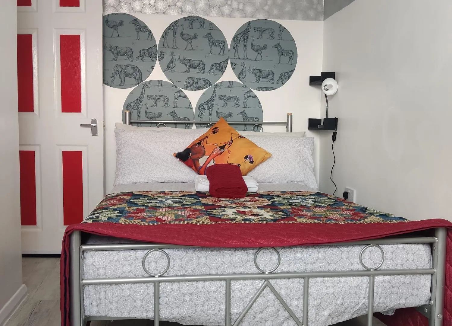 Captivating 3-Bed Apartment In رومفورد